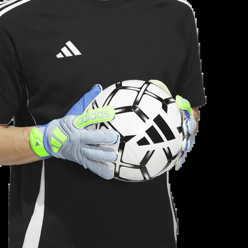 Adidas FCB981 Goalkeeper Gloves